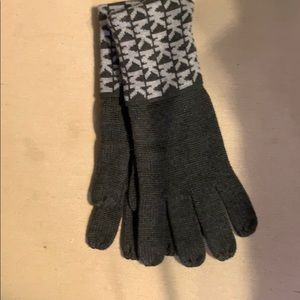 Michael Kors gloves